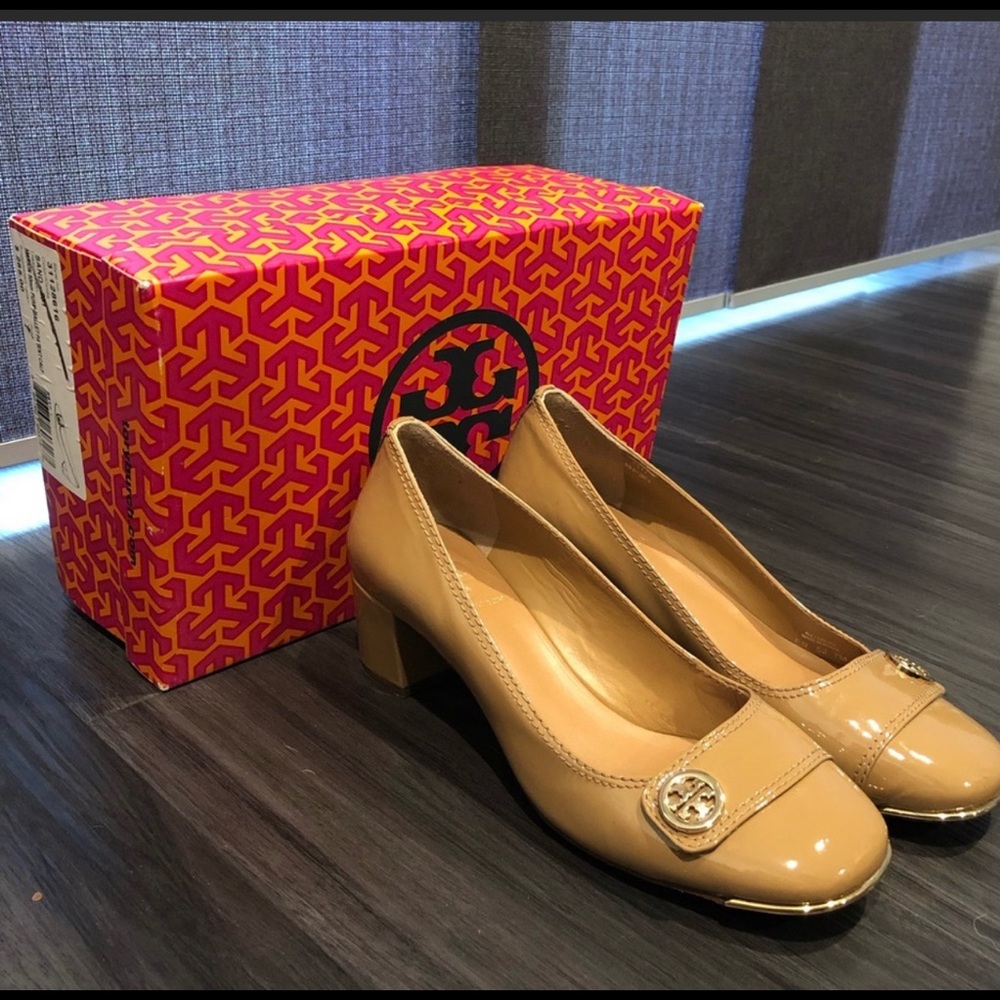Tory burch shoes!